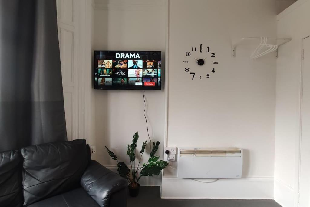1 Bedroom Studio In A Supurb Area Of Cardiff Exteriér fotografie