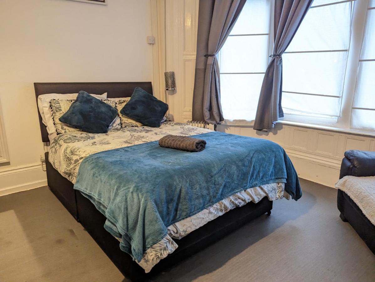1 Bedroom Studio In A Supurb Area Of Cardiff Exteriér fotografie