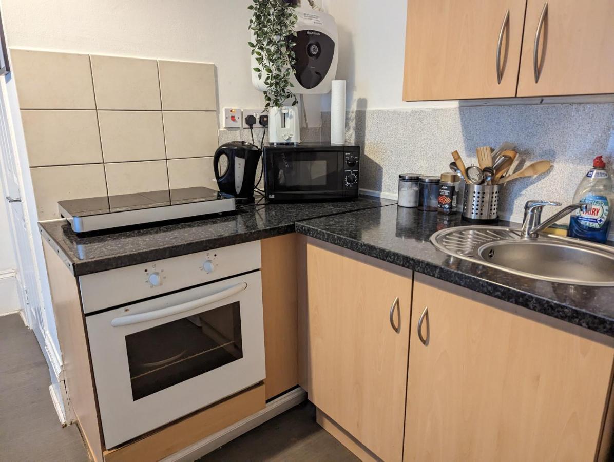 1 Bedroom Studio In A Supurb Area Of Cardiff Exteriér fotografie